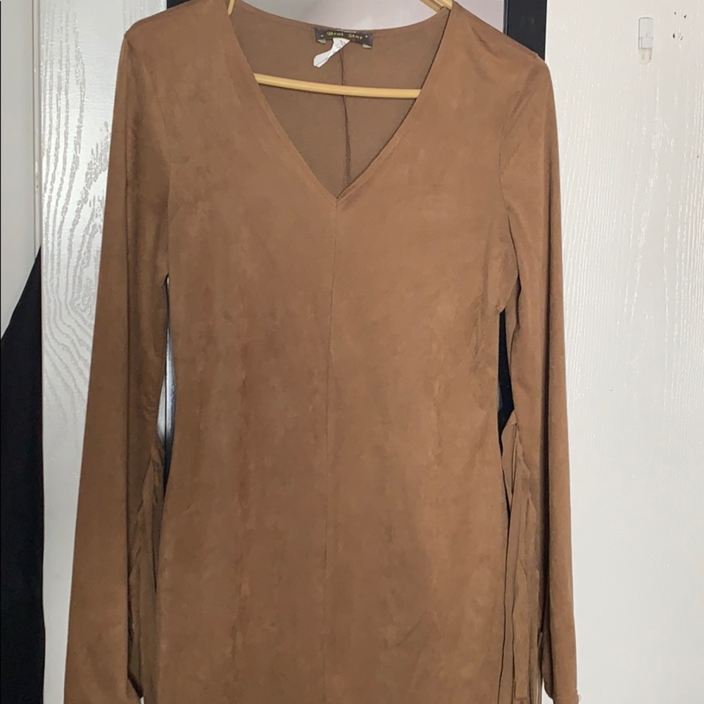 Brown dress